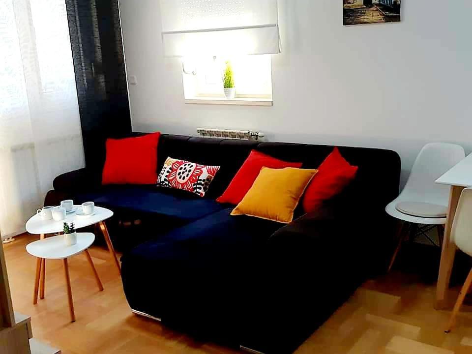 Apartment With Garage Lavici Zagreb Luaran gambar