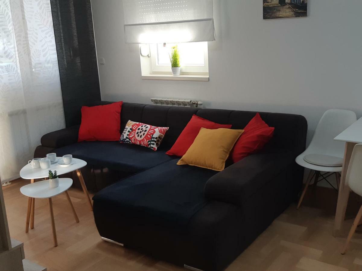 Apartment With Garage Lavici Zagreb Luaran gambar