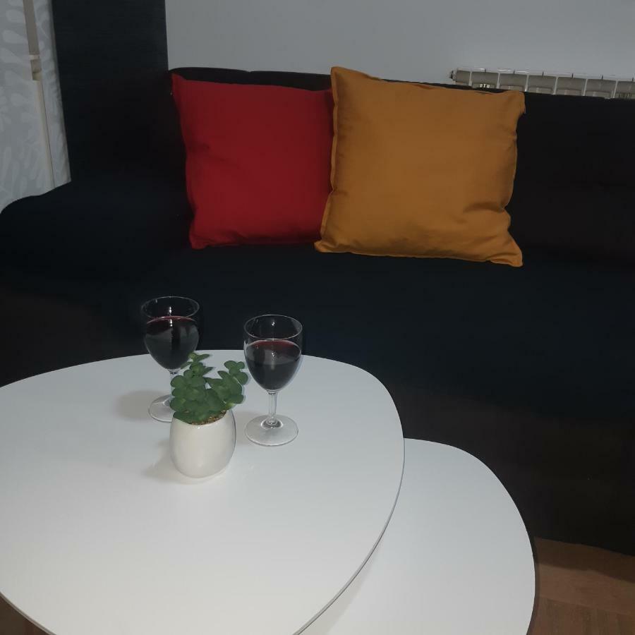 Apartment With Garage Lavici Zagreb Luaran gambar